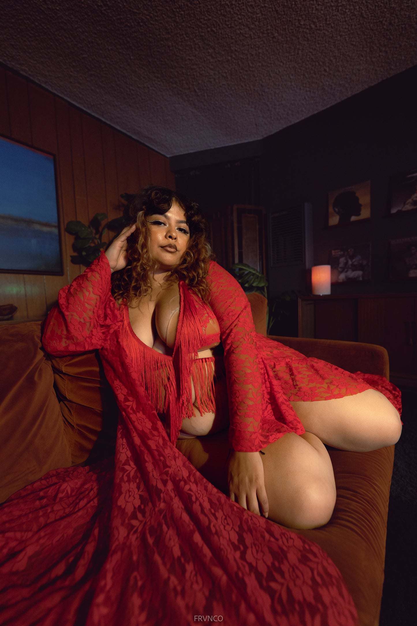 Señora Era Red Lace Robe