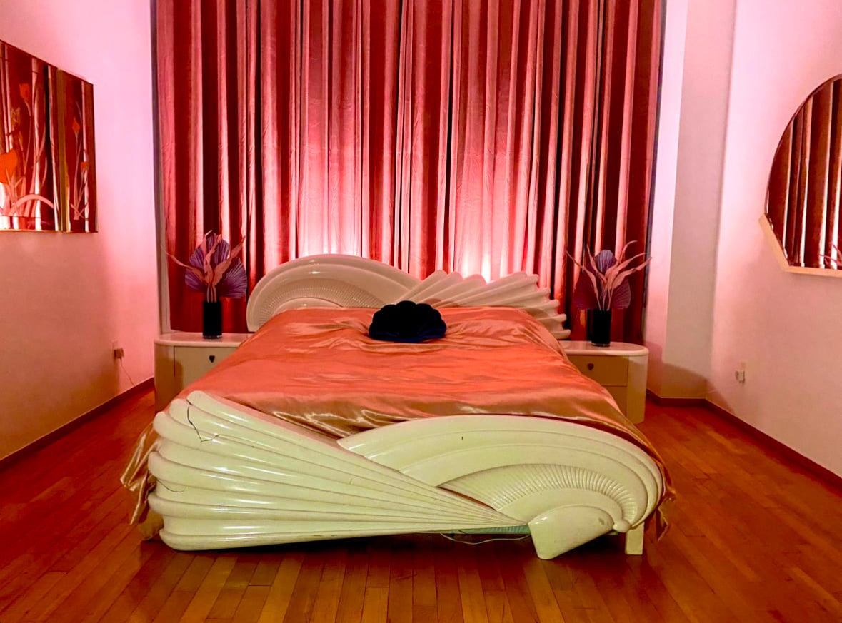 Dec 7th Tinsel Tease Holiday Boudoir Photoshoot Package